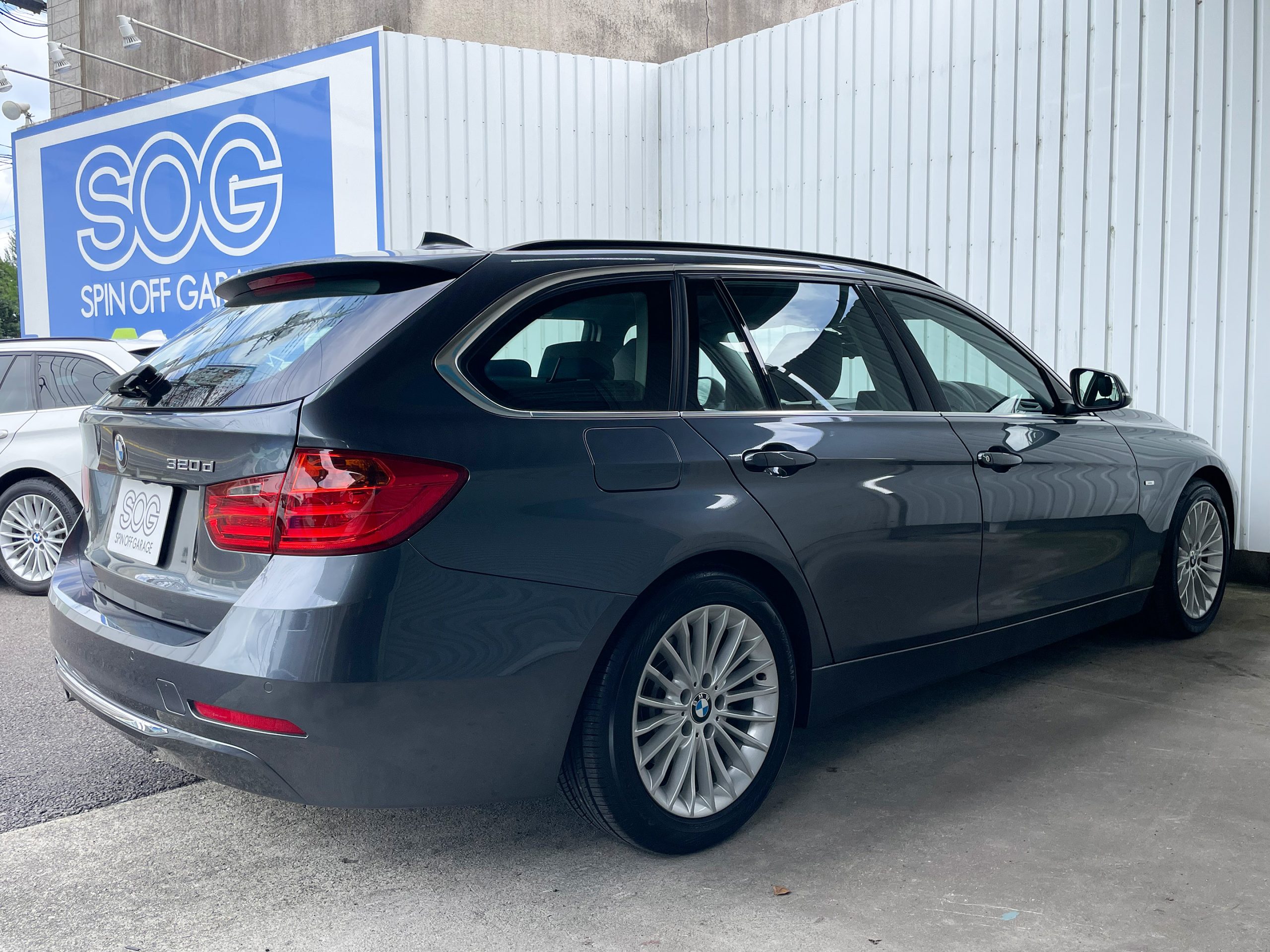 BMW 320d Touring Luxury