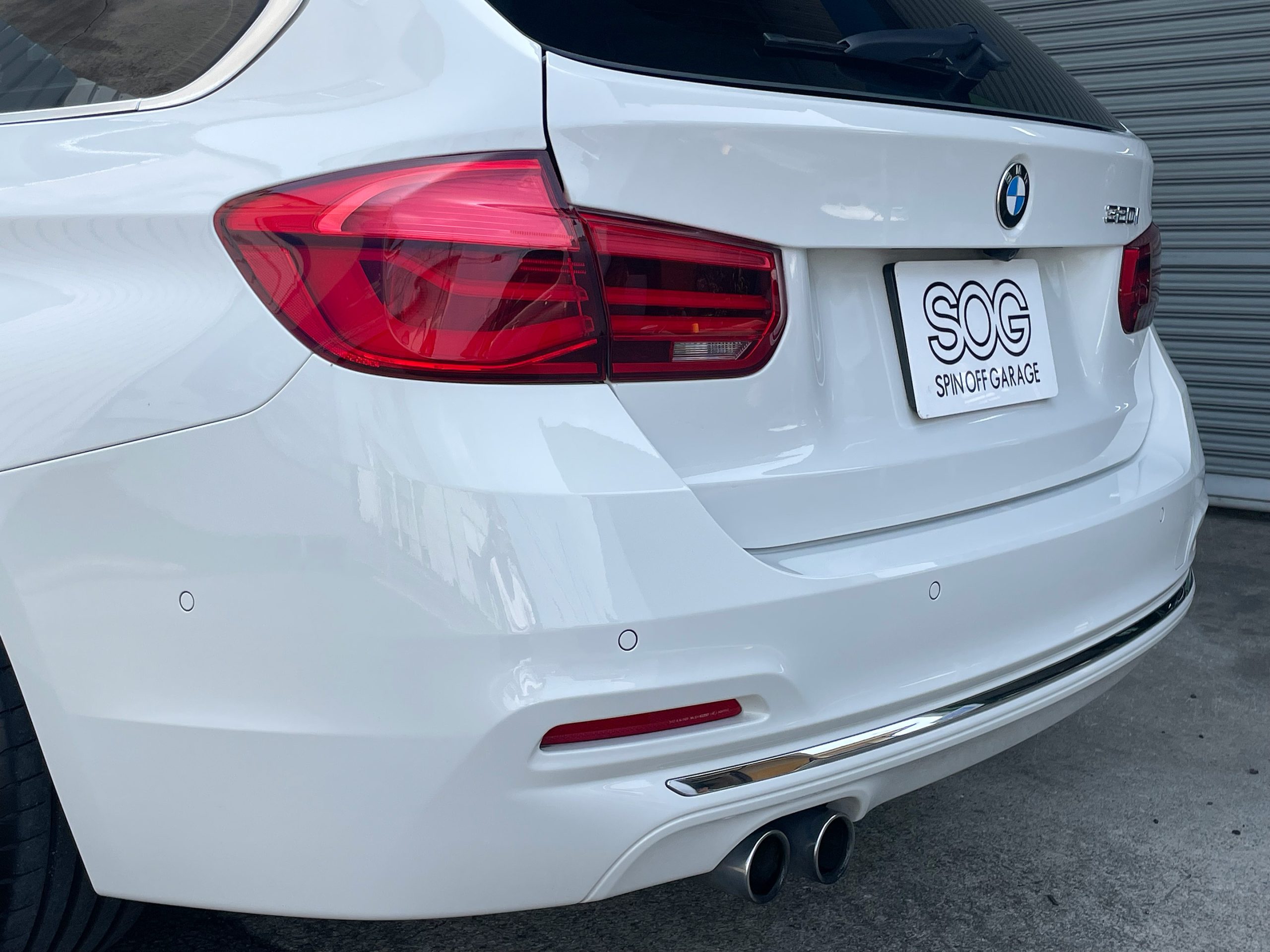 BMW 320i Touring Luxury