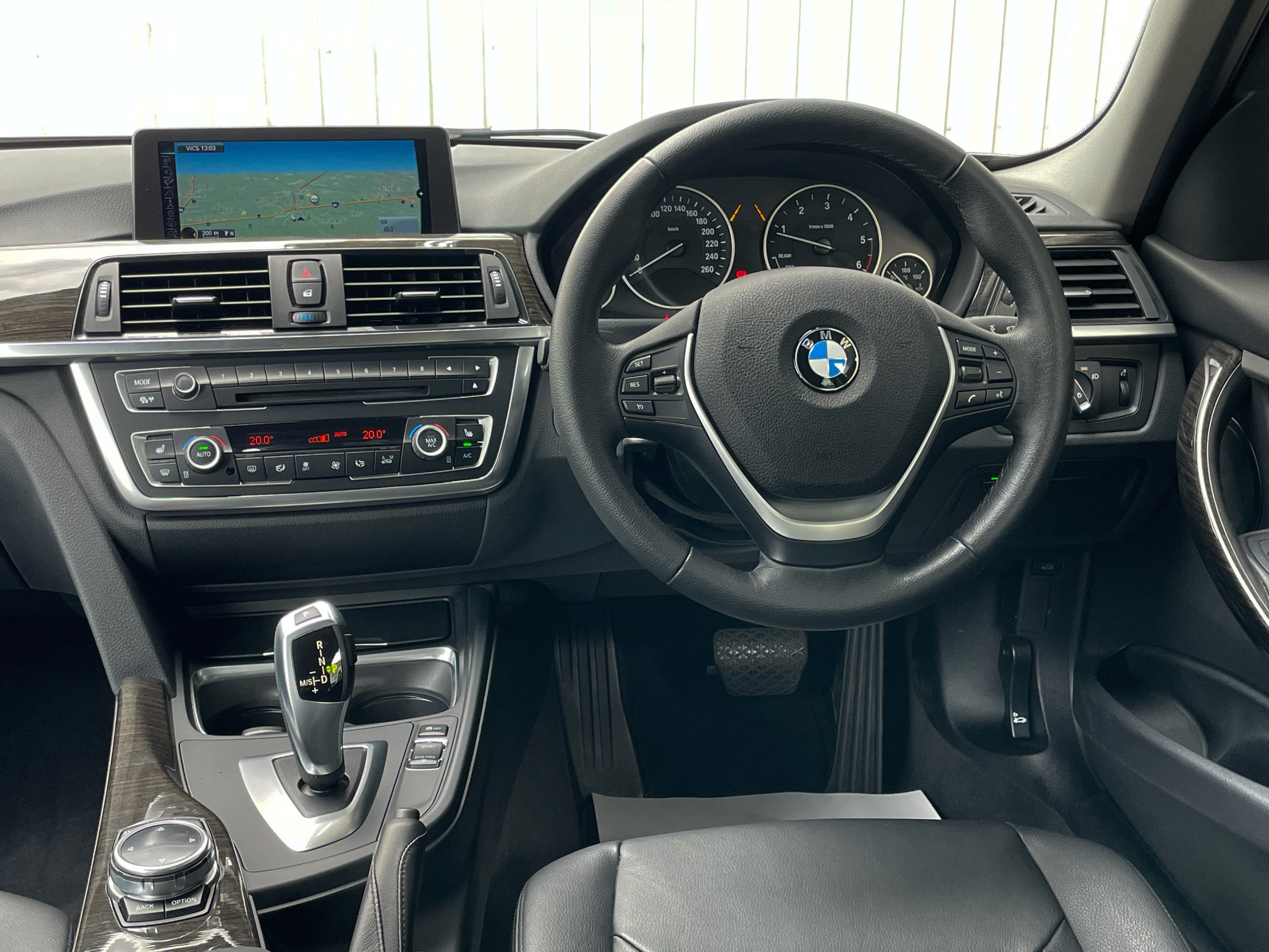 BMW 320d Touring Luxury