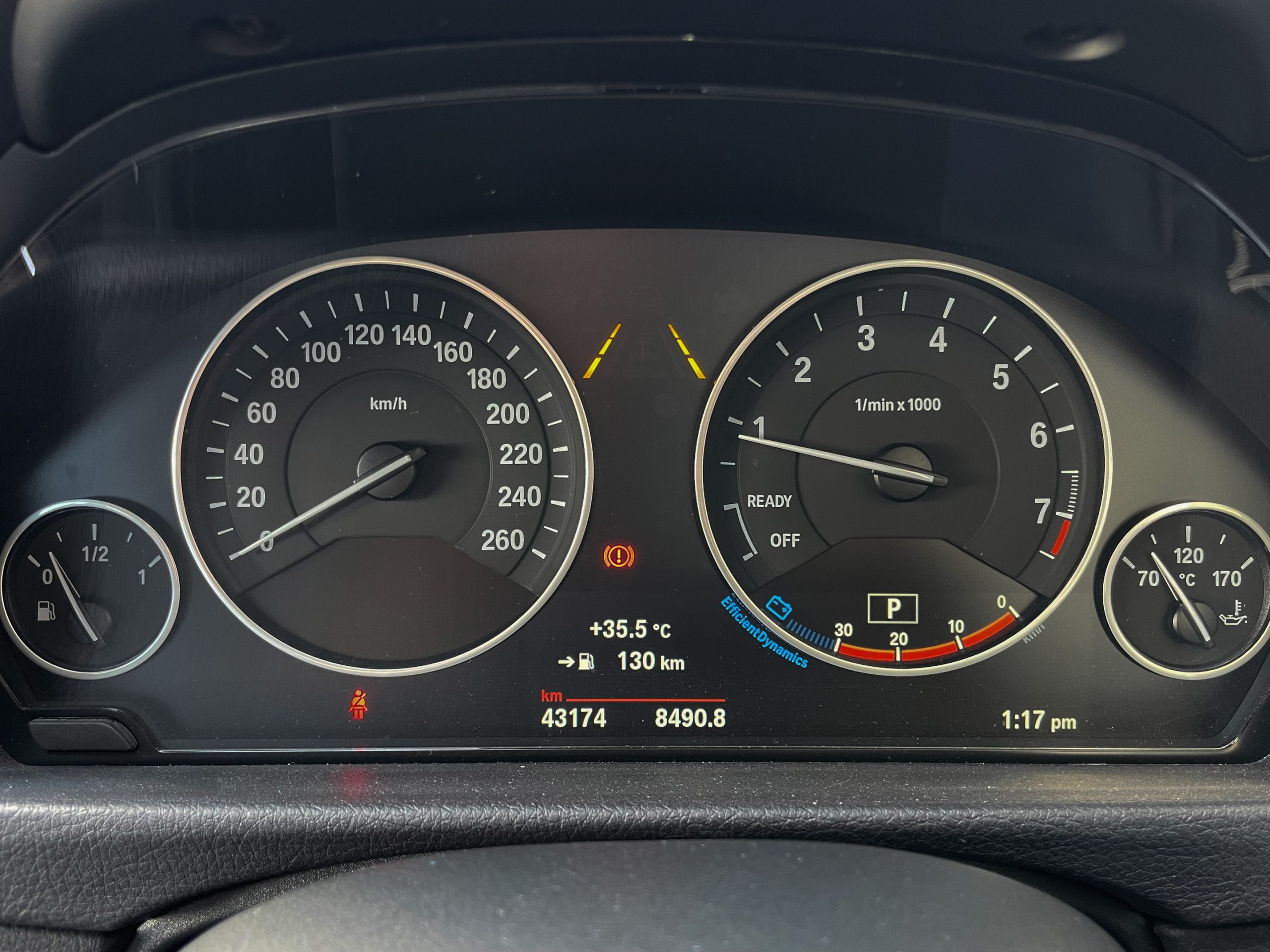 BMW 320i Touring Luxury