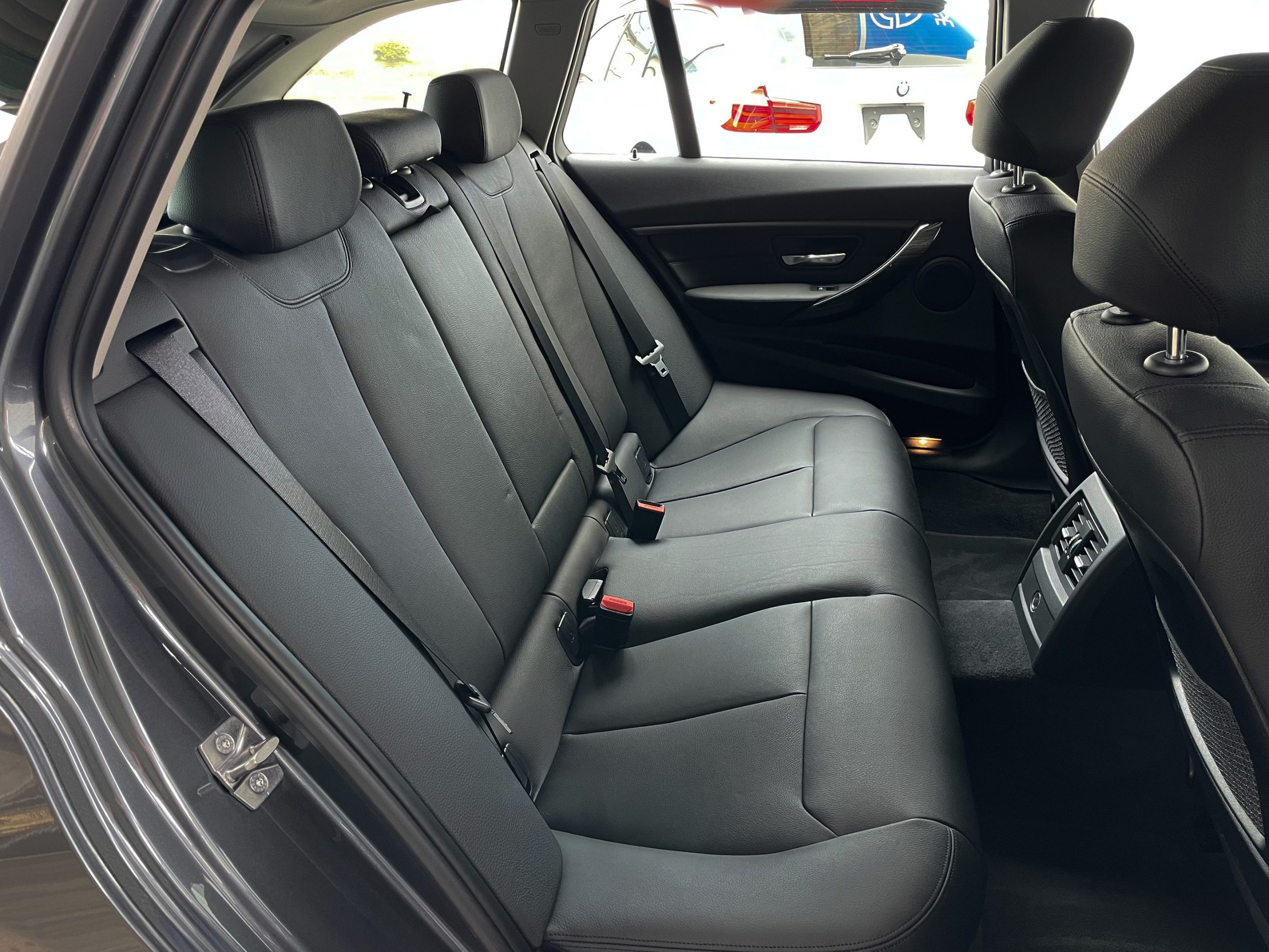 BMW 320d Touring Luxury