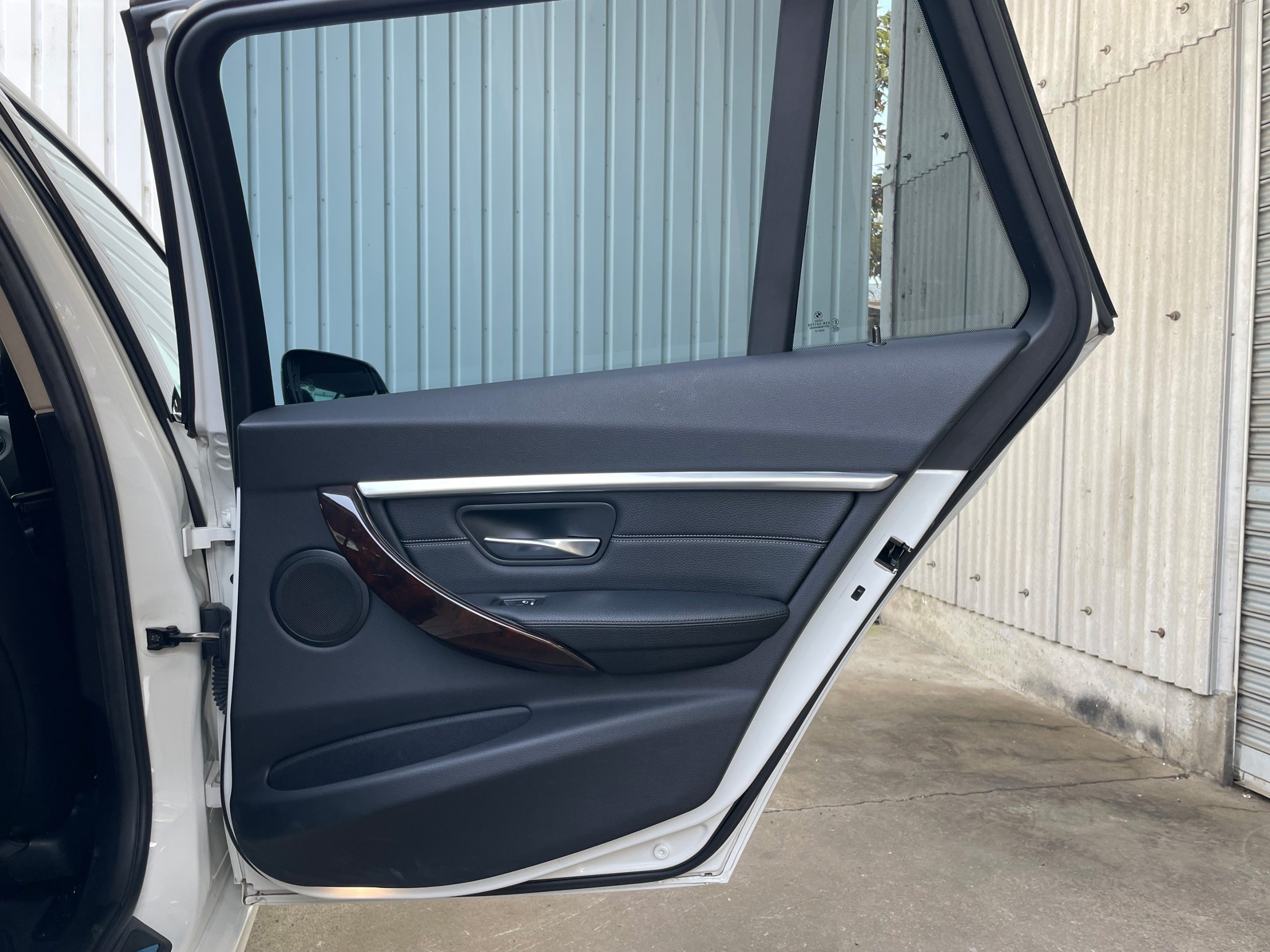 BMW 320i Touring Luxury